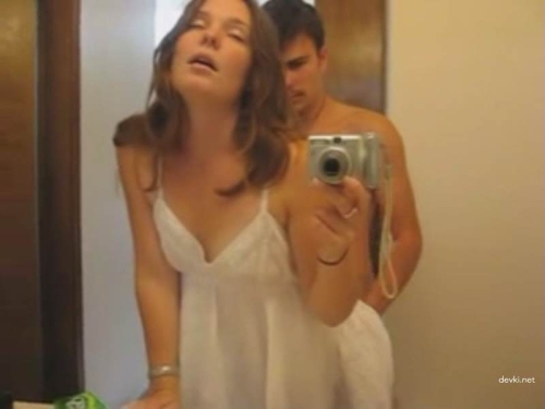 Hot Hotel Sex Tape: Explicit Couple Filming Bold Footage