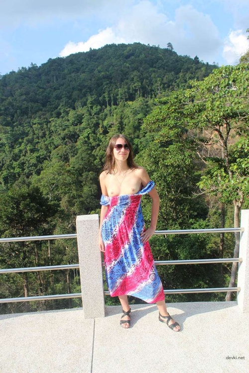 XXX Amateur Nude Girl in Public Park: Explicit Photo Collection