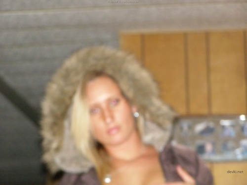 Hotwife Fucks Stranger at Resort - Raw Amateur Porn Pics