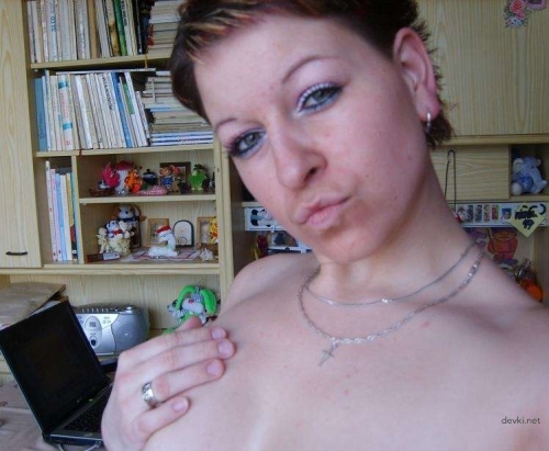 Explicit Amateur Nude Photo Shoot with Curvy Lady - Raw and Uncensored XXX Content