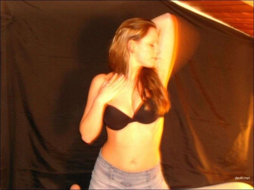 Explicit Amateur Wife Nude Photos: Hot Erotic Home Shoot