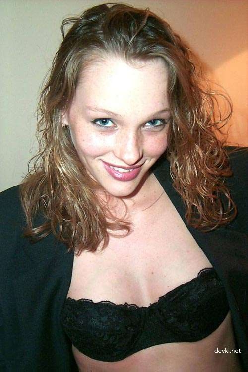 Steamy Curly Haired Amateur in Sensual Erotic Photoshoot