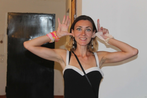 Sizzling Hot Mature MILF Exposing It All - Explicit Amateur Photo Content!