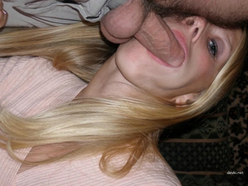 Teen Babe Gags on Thick Cock in Raw Amateur Deepthroat Porn