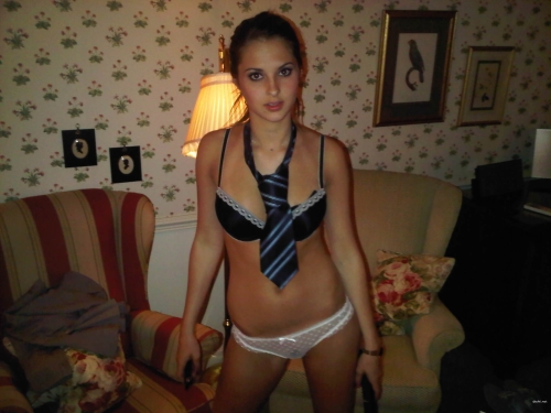 Rough Amateur Slut Hardcore Pounded: Explicit Fuck Session