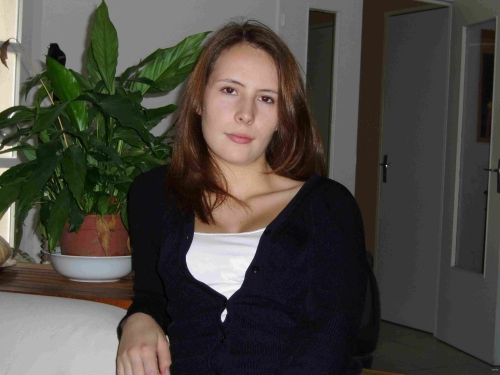 Uncensored Brunette's Sensual Home Erotica: Explicit Photos for Adults