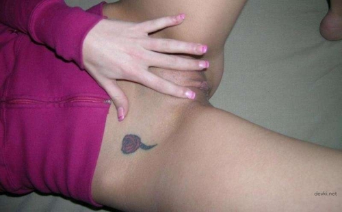 Amateur Babe Bares All in Explicit Photoshoot - Full Frontal Nudity and XXX Poses