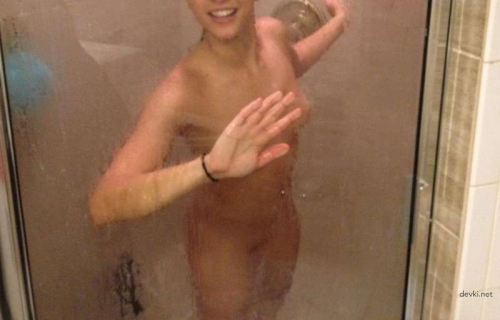 XXX College Student Amateur Pics - Naughty Homegrown Photos