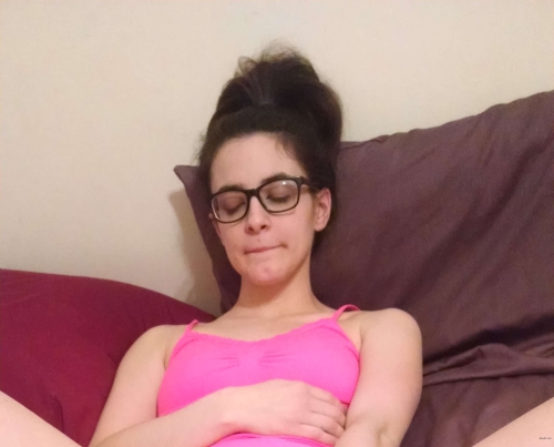 Amateur Slut's Hardcore Triple Penetration - XXX Porn Pics