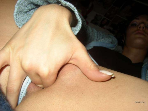 Amateur Student Girl Home Photos: Explicit and Uncensored Teen Nudes!