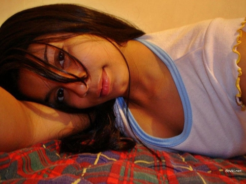 Sultry Mixed-Race Babe Strips - Hot Homemade Sex Tape