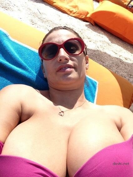 Explicit Amateur Photo: Raw Woman Drenched in Juices Uncensored