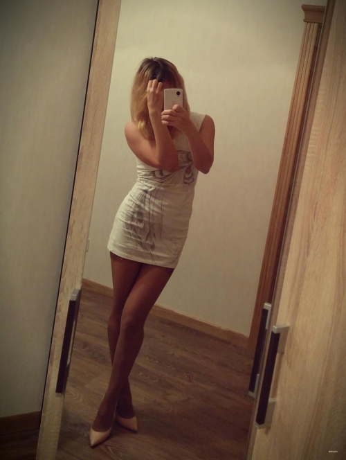 Hot Amateur Stockings Selfies: Explicit Nude Photoshoot Collection