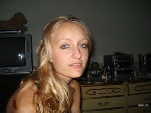 Hot Amateur Girlfriend Sucking Dick - Explicit Homemade Blowjob Porn