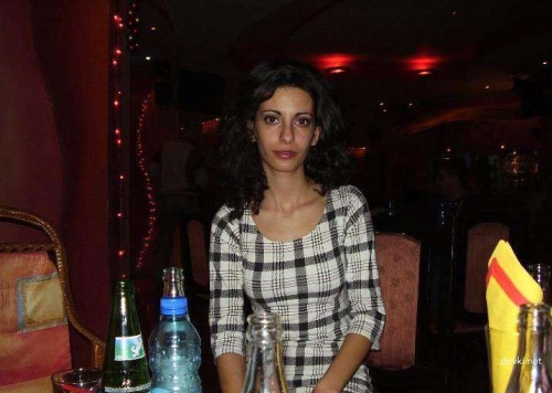 Skinny Girl Exposes Tight Pussy: Explicit Amateur Photo
