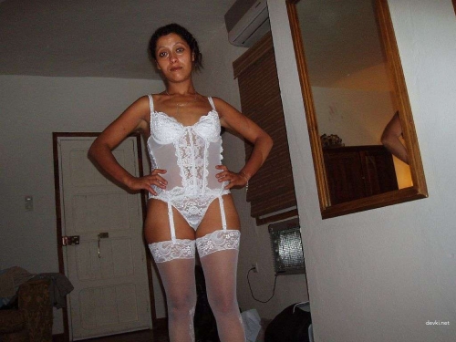 Raunchy Amateur Slut Gets Wild in Hardcore Action