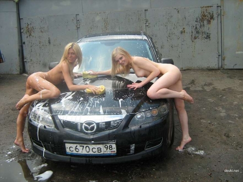 Steamy Amateur Girls Washing Car - Explicit Nude Babes in Hot Action!