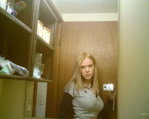 Explicit Amateur Photo: Busty Babe Shows Off Hot Tits - XXX Content