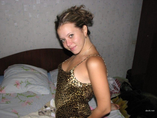 Steamy Homemade Porn: Young Wife's Explicit Amateur Sex Tape