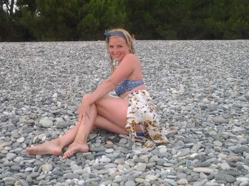 Explicit Russian Wife Exposed: Hot Amateur Beauty in Raunchy Photos