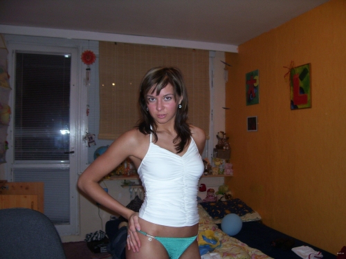 Steamy Amateur Bath Photos: Naked Girl Seductively Poses in Tub - Explicit Bathroom Shots