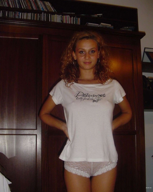Hot Amateur Babes in Panties: Explicit Photo Collection