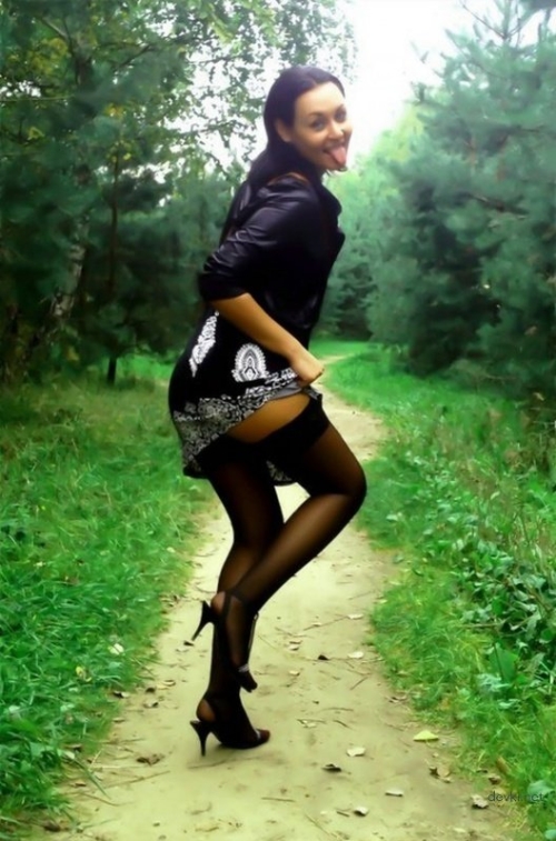 Sizzling PhD Candidate Bares All in Amateur Graduation Photo Shoot