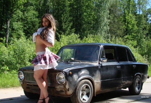 Explicit Teen Selfies: Young Girl's Nude Amateur Photos