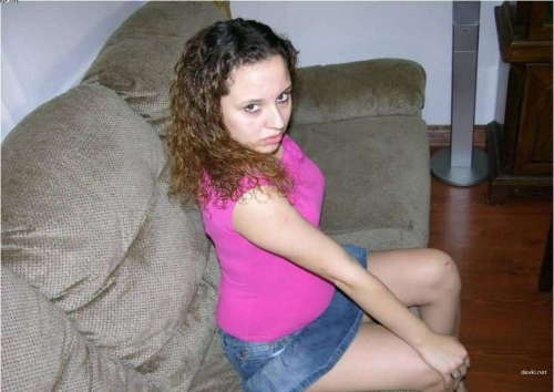Explicit Close-Up: Curvy Babe with Hairy Pussy - Amateur Photo for Adults