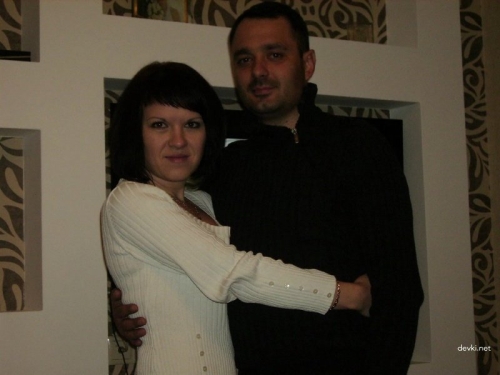 Drunk Wife Spreads Legs: Amateur Explicit XXX Photo