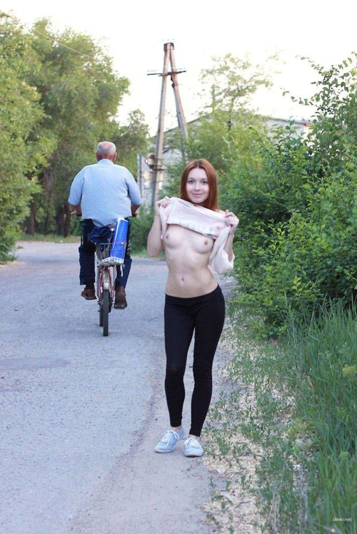 Explicit Amateur Photo: Sexy Babe's Private Picture Revealed