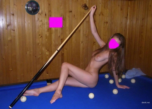 Amateur Wife's Explicit Pussy Display - Bold and Uncensored Photo