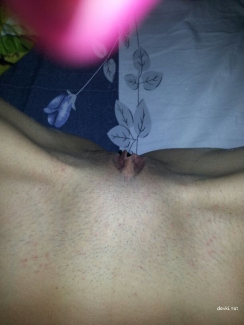 Hot Amateur Pussy Pic: Sweet Wet Pussy - Explicit and Uncensored