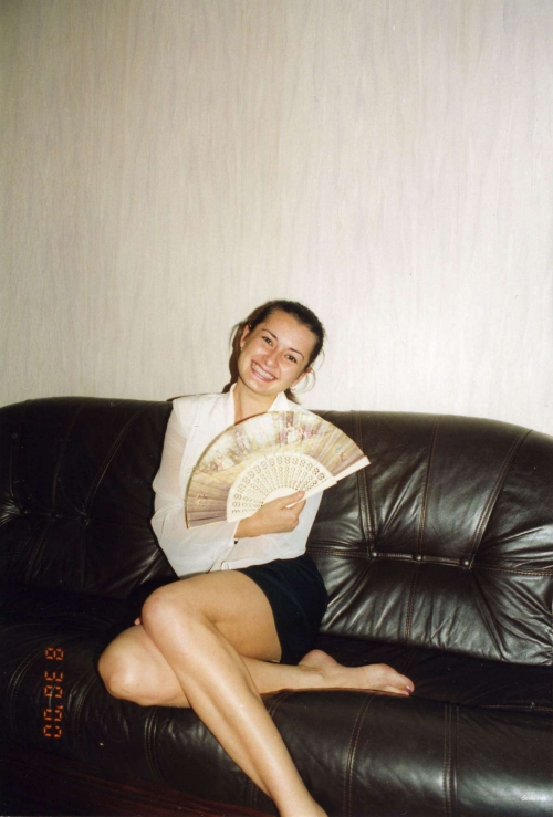 Explicit Amateur Woman's Sensual Erotic Photos - Raw and Uncensored Imagery