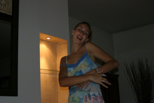 Wild Amateur Sex Tape: Hot MILF Fucks Hard at Home - XXX Porn