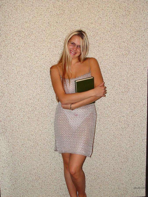 XXX Busty College Girl Exposed - Hot Amateur Big Tits Student Photo