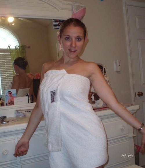 Blonde Bombshell with Huge Tits Goes Wild in Hot Solo Action
