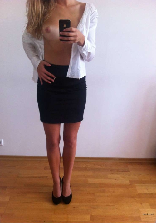 Sultry Amateur Babe Strips Down - Explicit Lingerie Change Shot