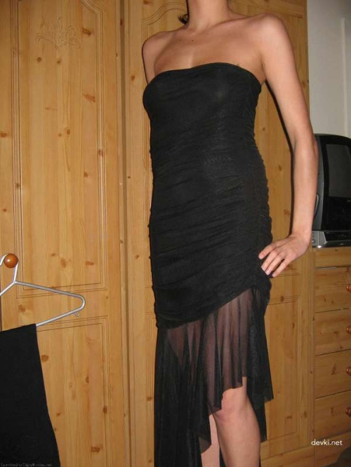 Amateur Mistress Nude: Young Lover Exposed in Explicit English Photo