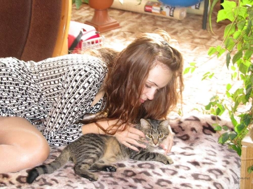 Explicit Teen Girl Nude Selfies: Young Female Amateur Photos