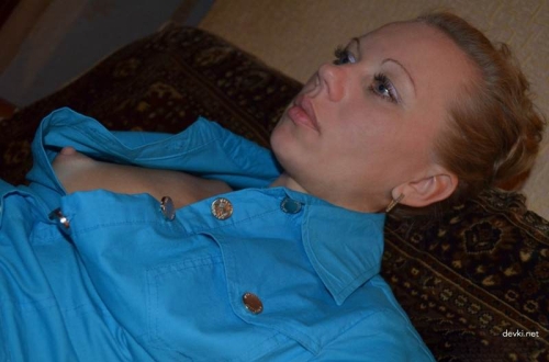 Seductive Amateur Beauty: Explicit Erotic Photos of Hot Woman - Bold and Sensual!