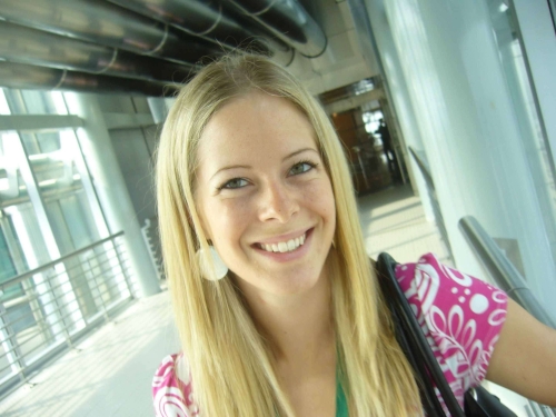 Blonde Amateur XXX: Hot Sex Photo with Explicit Action and Sexy Blonde