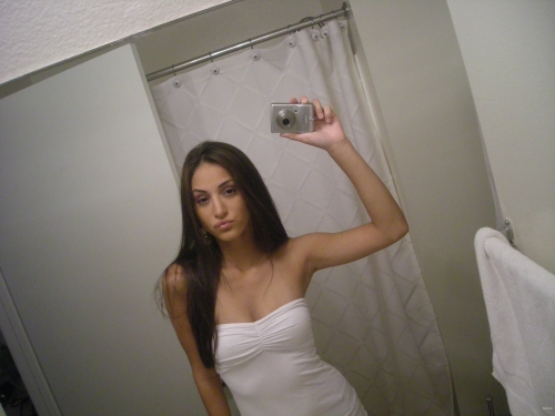 Sizzling Arab Amateur: Sexy Girl's Explicit Private Photos