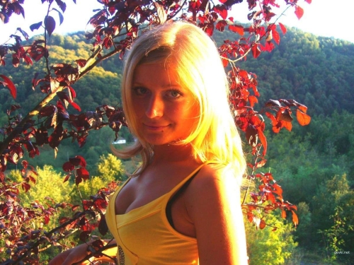 Amateur Beauty Ravished: Explicit Hardcore Fucking Action in HD