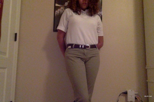 Explicit Mulatto Amateur Nude Photos: Curly-Haired and Bold!