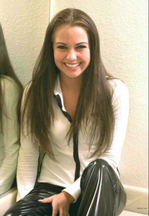 XXX Amateur Nudes: Private Erotic Pics of Cute Girl - Explicit & Uncensored