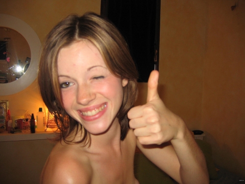 Amateur Girl Strips Down with No Shame - Fully Naked and Uninhibited