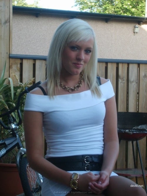 Blonde Slut Deepthroats Cock - Hardcore Homemade Blowjob Porn