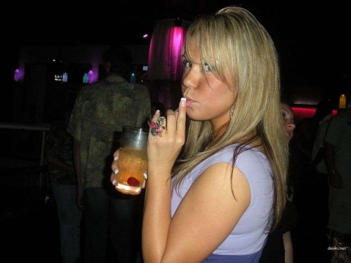 Drunk Amateur Girl Hardcore Sex: Explicit XXX Photos