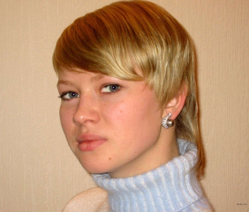 XXX Amateur Babe Bares All: Uncensored Nude Pics for Adults